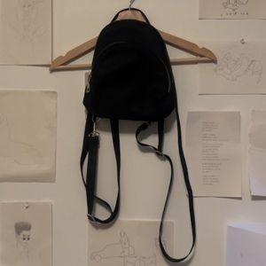 (semi) water resistant backpack